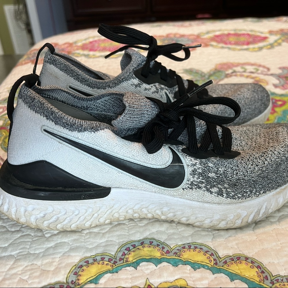 Nike shoes
